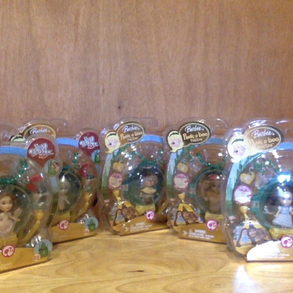 Wizard of Oz Barbie Peek A Boo Petites Set of 5